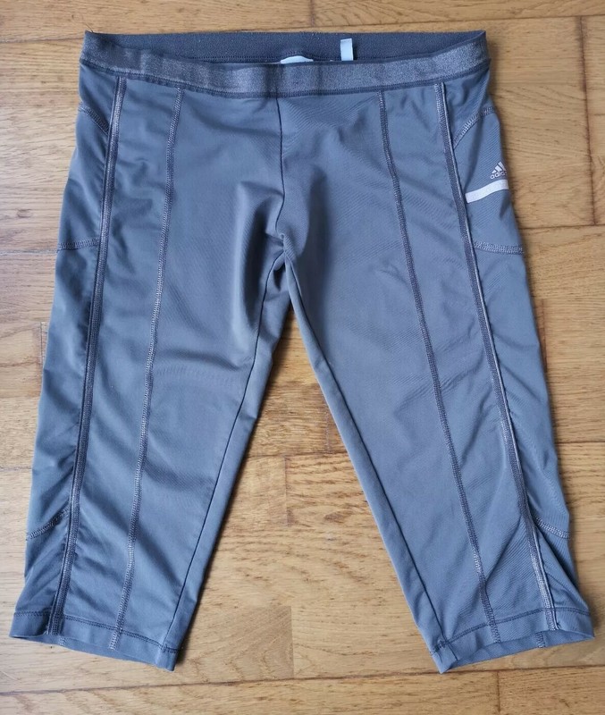 pantaloni al ginocchio adidas
