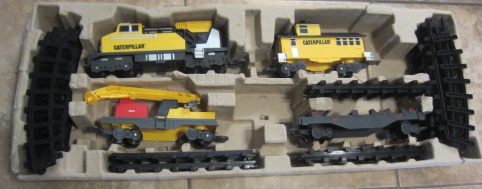 CAT Caterpillar Construction Express Toy Train Set Battery Powered Motorized - Image 2 of 4