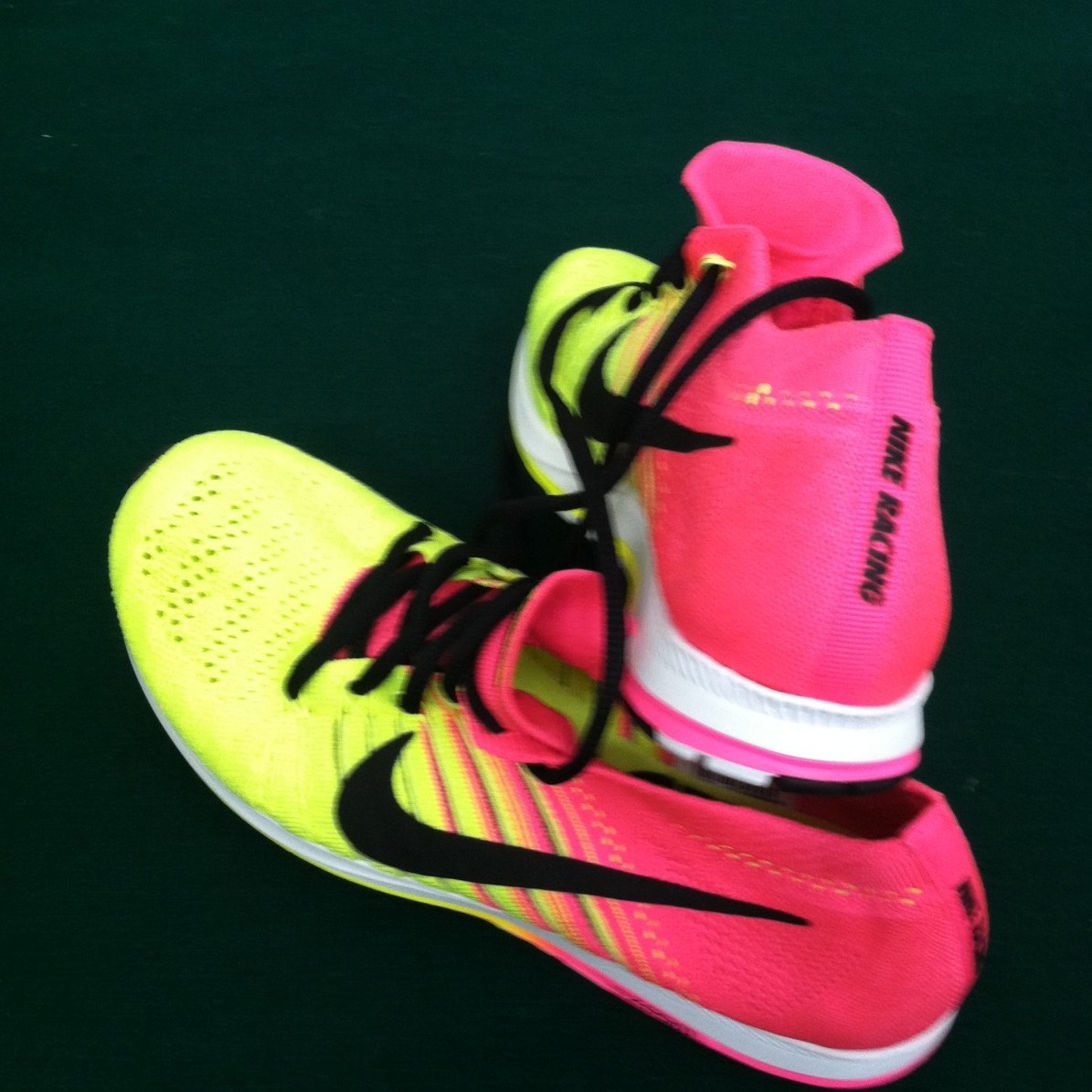 NEW w/o box Nike ZOOM FLYKNIT STREAK Running Shoes Size men's (9.5) ROAD RACING. NEW w/o box Nike ZOOM FLYKNIT STREAK Running Shoes Size men's (9.5) ROAD RACING.