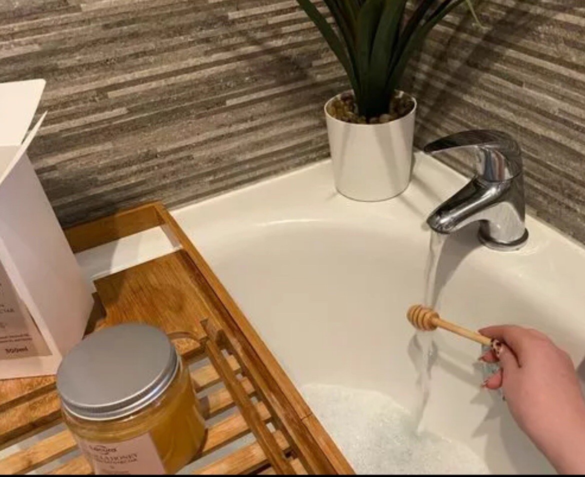 Lacura Vanilla Honey Golden Bath Nectar Soak bubbles Laura Mercier