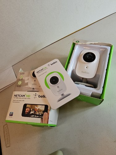 Belkin F7D7602 NetCam HD WiFi Camera Security Surveillance 11D22 Video - Picture 5 of 9