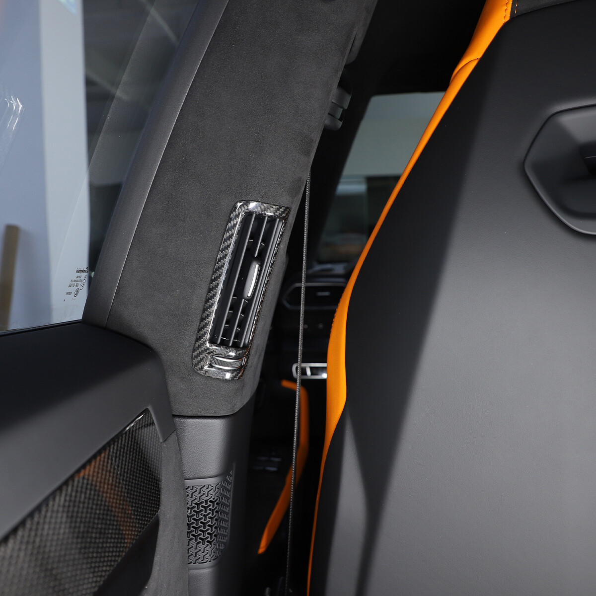 Real Carbon Fiber B Pillar Air Outlet Vent Cover Trim For LAMBORGHINI URUS 18-22