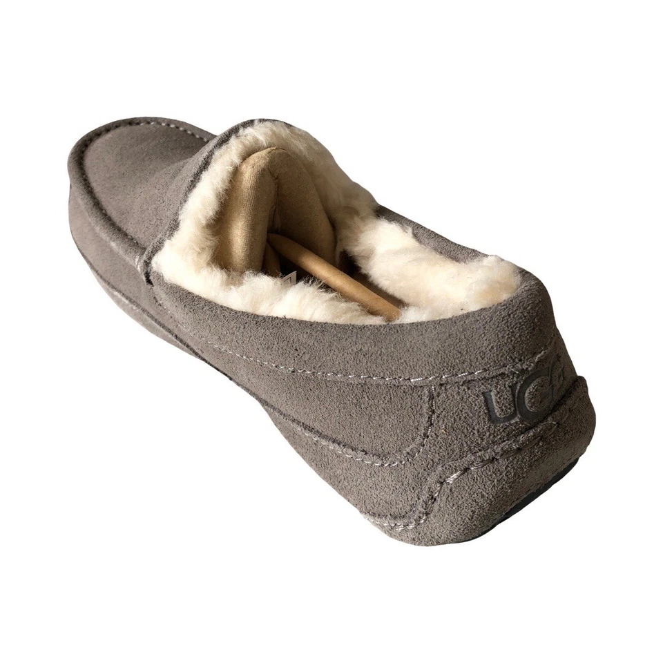 UGG 男式 Ascot 拖鞋 1101110 鞋 羊皮 麂皮绒 灰色 — 第 3/4 张图片