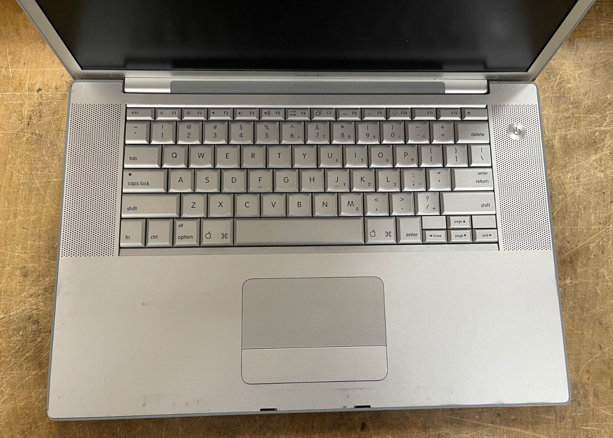 Apple MacBook Pro 15-inch March 2006 1.83GHz Intel Core Duo