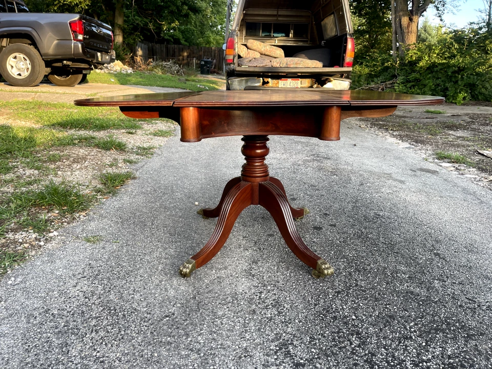 Early 19th Century Regency Mahogany Drop-Leaf Table table with brass feet - Image 3 of 4