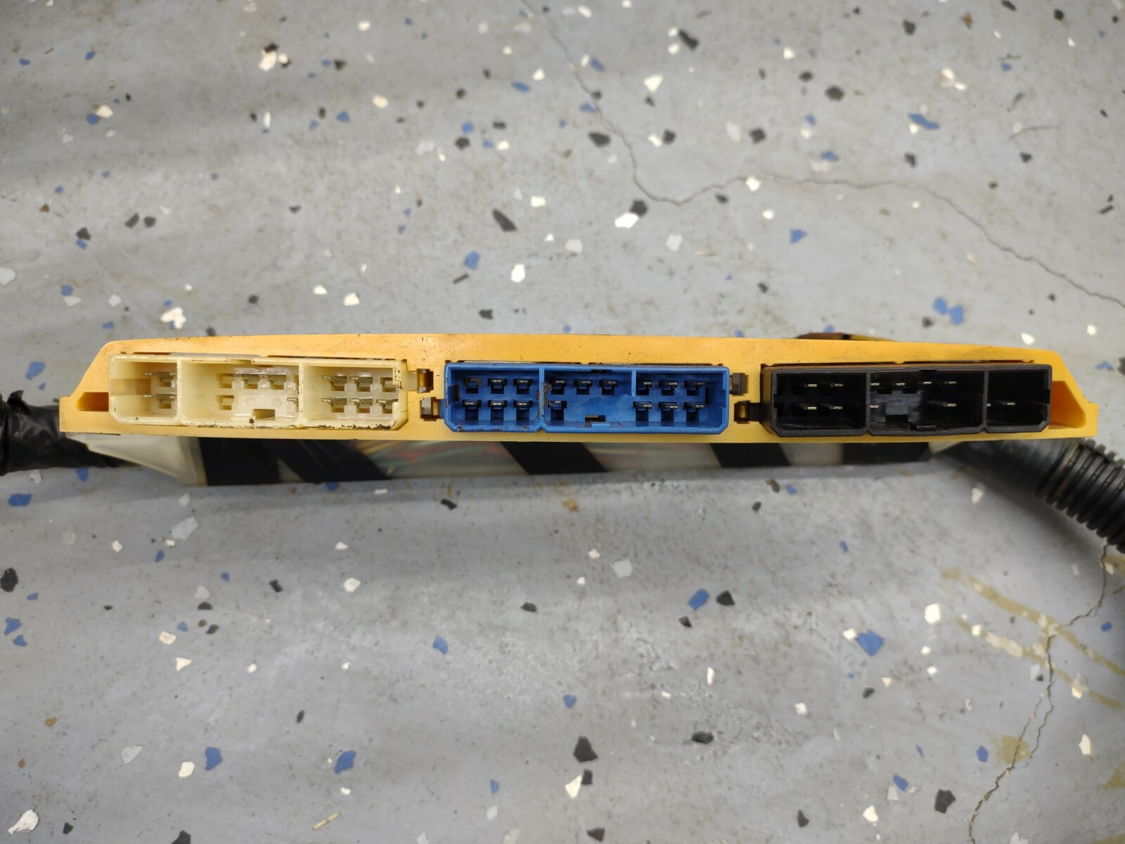 8789 Nissan 300ZX Z31 OEM Digital Dash Wiring Harness 24013 25P06 (84