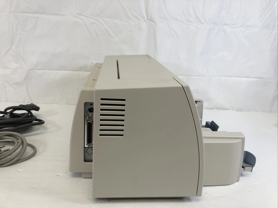 HP Deskjet 890C Professional Series Inkjet Printer C5876A FOR PARTS - Untested - Image 4 of 4