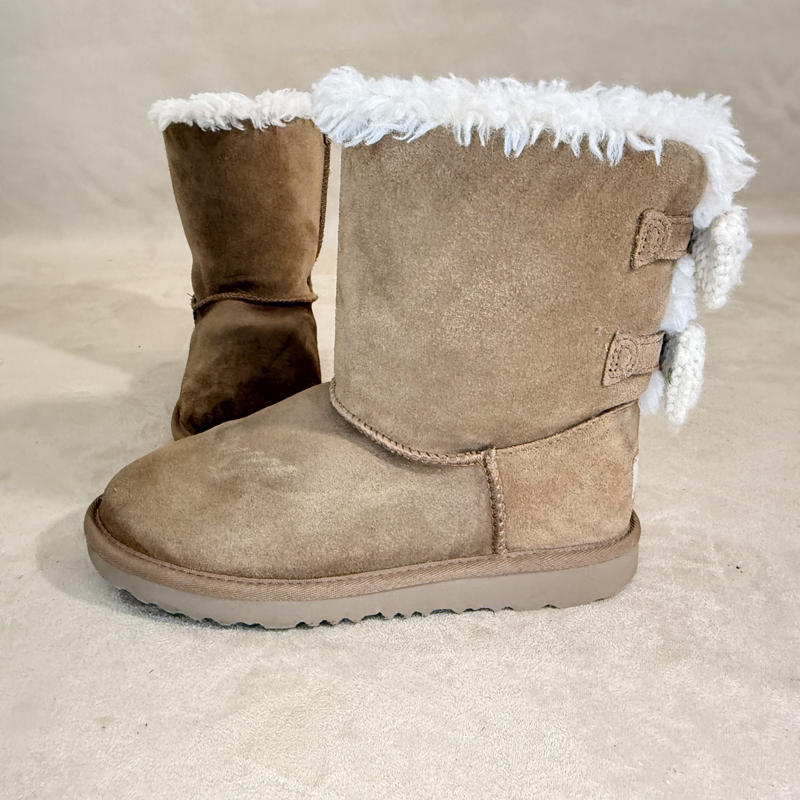 UGG Bailey Bow Knit Bows Girls Boots Size US 4 Chestnut  Rare image 5