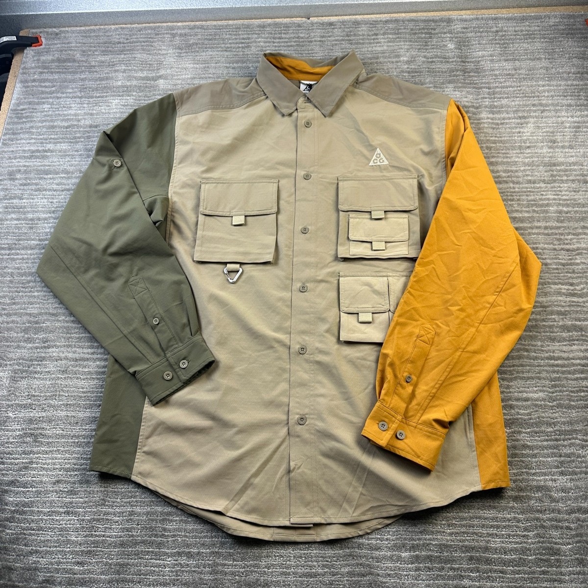 Nike ACG Shirt Mens Large Beige Tan Utility Dri Fit Trail