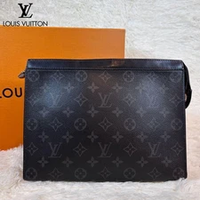 LOUIS VUITTON M69053 Voyage Black Leather Clutch Bag Made in France