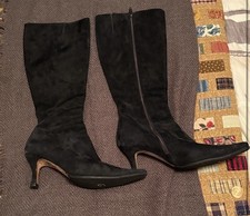 Saks Fifth Avenue Women s Vintage Black Suede Boots Size 7