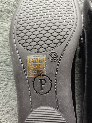 Pavers Black Patient Loafers Size 6 - Picture 8 of 9
