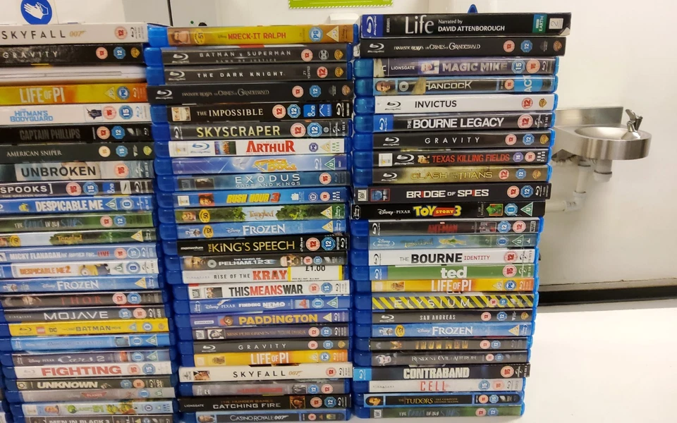 121 x Bluray JobLot - HarryPotter Matrix Deadpool2 SuperBad 6 - Image 4 of 4