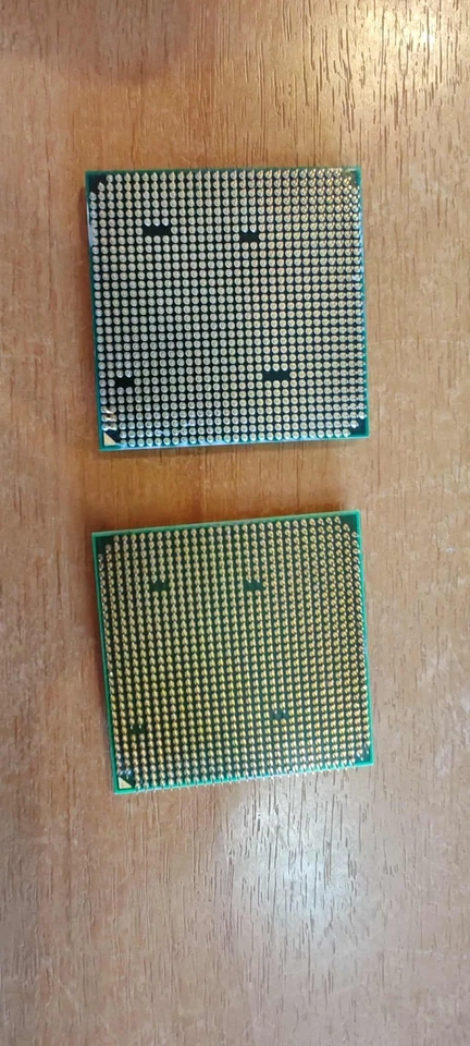 Lotto CPU AMD Phenom X4 Black + Sempron + Chiavette WI-FI/ USB 64 GB - Immagine 4 di 4