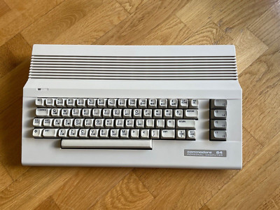 SUPER COMMODORE C64 C ohne alles: 'build your own'.   Produkt 2