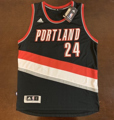 portland basketball jersey