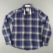 Levi  s Pearl Snap Shirt Men  s Large Blue Plaid Modern Fit Collared Long Sleeve