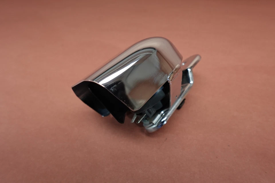 08-13 Harley Davidson FLHTK Electra Glide HORN SIGNAL - Image 3 of 4