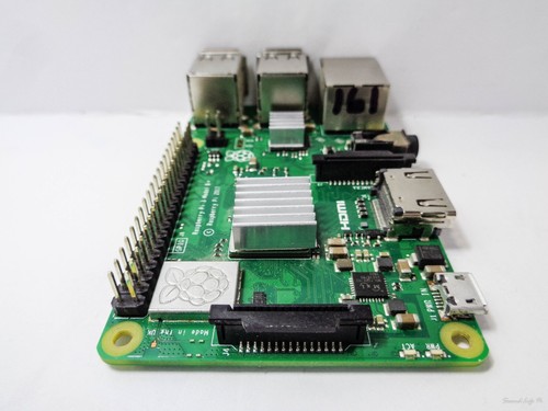 Raspberry Pi 3 Model B+ (3B Plus) 1.4Ghz Quad Core w/case and heatsink - TESTED! - Picture 4 of 10