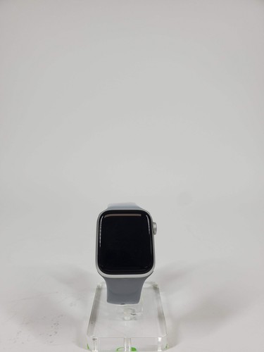 Unlocked Apple Watch Series 6 40MM M02N3LL/A