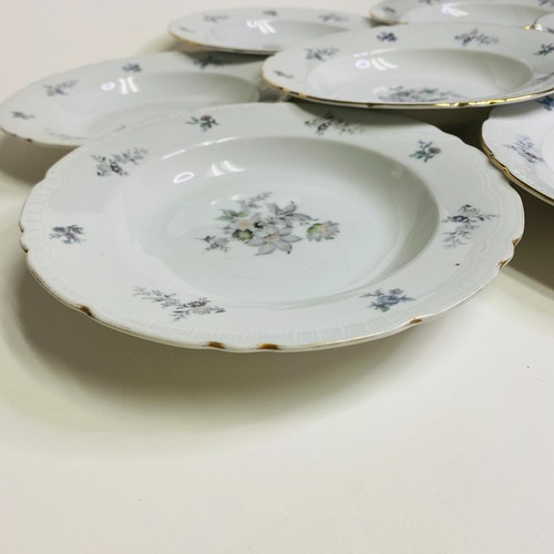 Fine Bohemian China "Wild Flower" Rimmed Soup Bowls (7) Czechoslovakia - Picture 3 of 6