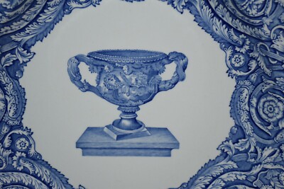 VINTAGE COLLECTOR Spode Blue Room Collection Warwick Vase Plate