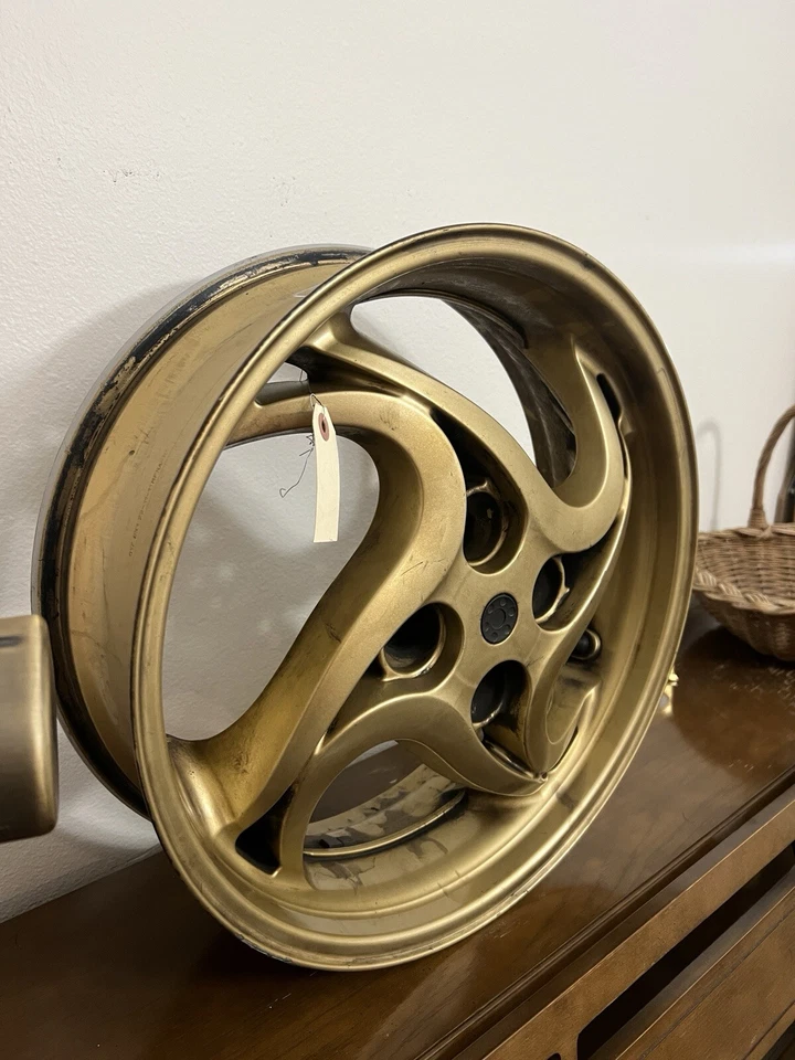 08-16 CB1000R 后轮轮 RIM 轮胎 原始设备制造商 17 英寸 金色 — 第 2/4 张图片