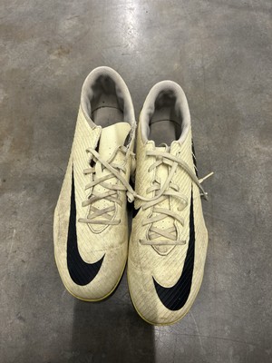 Size 10 - Nike Mercurial Vapor 15 Club MG Mad Ready Pack