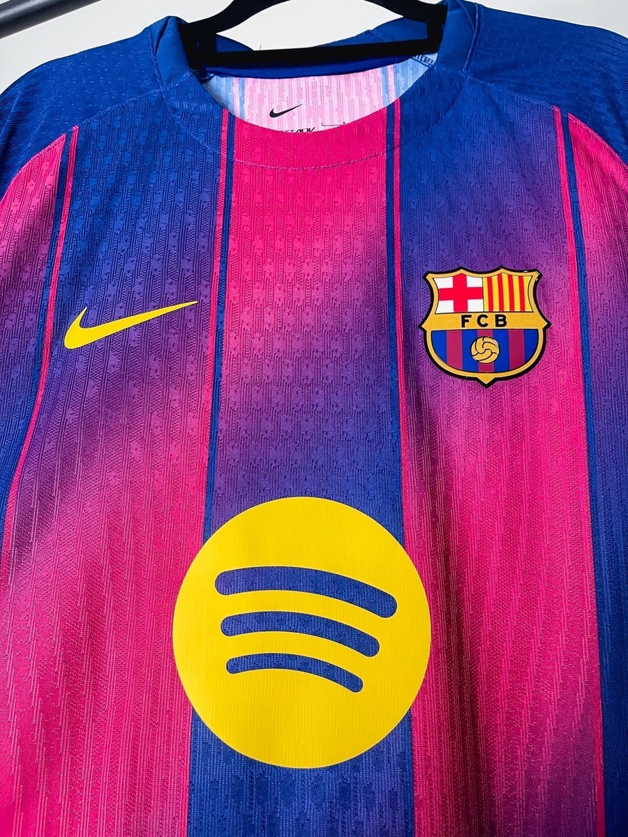 FC Barcelona 2025-2026 Home Player Version BNWOT ( Without Tag
