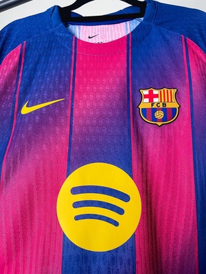 FC Barcelona 2025-2026 Home Player Version BNWOT ( Without Tag