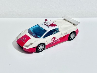 Takara Tomy Transformers: Generations Deluxe Class Red Alert
