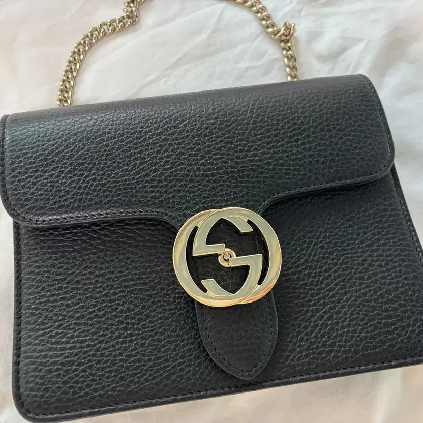 Gucci Interlocking Black Chain Small Crossbody Ba… - image 4