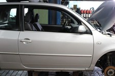 TÜR Rechts ( Manueller Fensterheber ) VW Lupo 1.0 6 X Farbe Reflexsilber ( LA7W