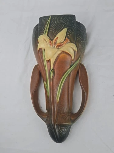 VTG. Roseville Art Pottery Zephyr Lily Wall Pocket Zanesville 1297-8 Brown Green