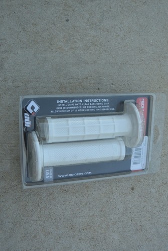 ODI White Medium Compound Half Waffle Grips Hand Grip 0925 D19 - Picture 2 of 4