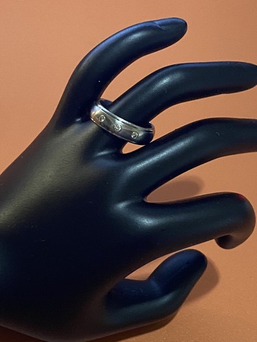 Titanium 3-Stone Diamond Men's Ring Size 8.25 - Picture 6 of 6