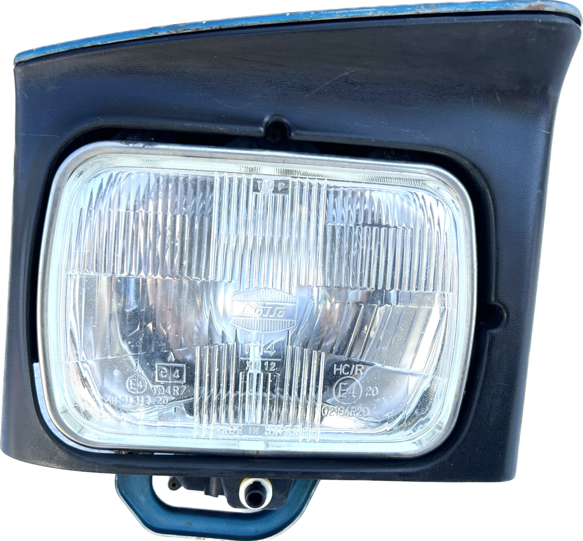 Mazda 323F BG 5Drs Model 1990 94 Headlight Right side 37221-61292