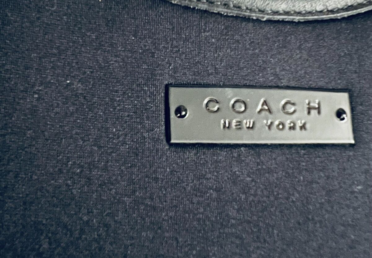 NWOT VINTAGE COACH MINI NEO ERGO NEOPRENE BAG BLACK LEATHER NWOT VINTAGE COACH MINI NEO ERGO NEOPRENE BAG BLACK LEATHER