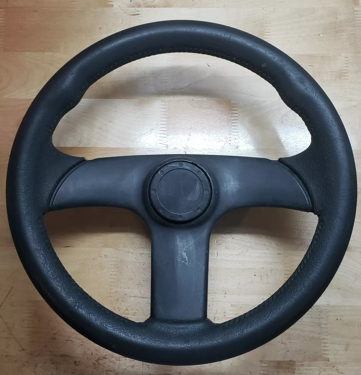 MTD TroyBilt Cub Cadet Huskee steering wheel with center cap 731 2624