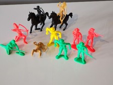 Cowboys and Indians Figures 12 Total 