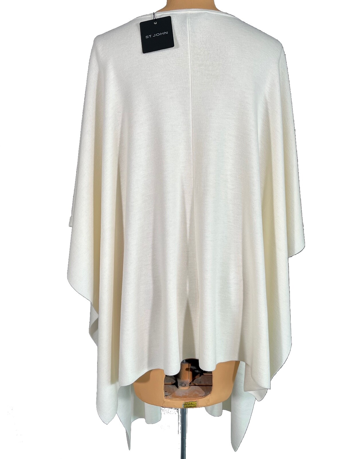 NWT ST. JOHN Knits Ecru Milano Knit Wrap 100percent Wool Front Slit ONE SIZE $895 image 5
