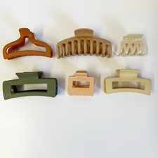 Set of 6 assorted sized and color hair claw clips large, medium, small