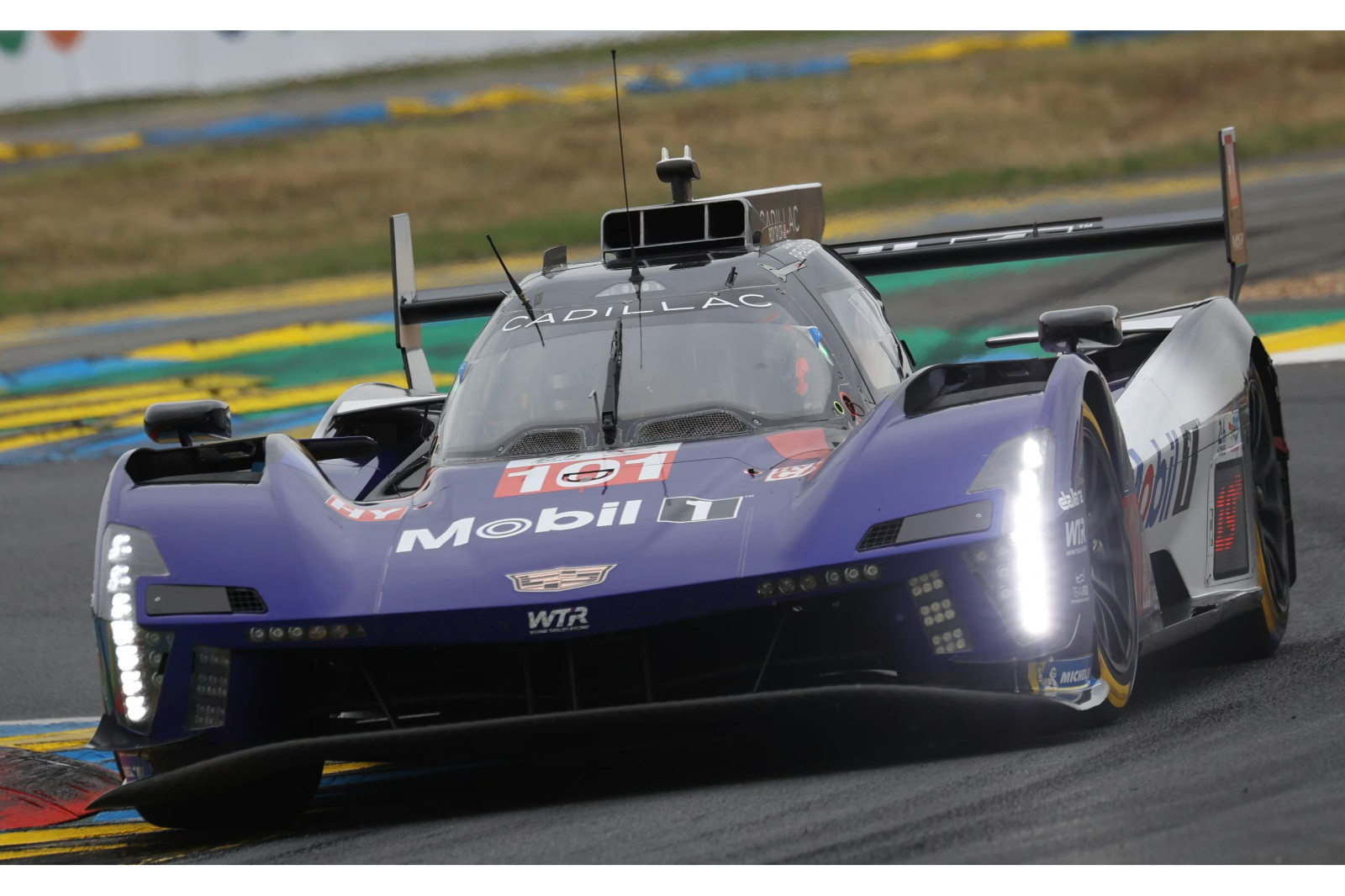 Spark 18S1066 Cadillac V-Series.R Le Mans 2025 miniature 1/18 de collection en résine