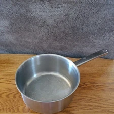 Home Accent Pan 18/10 Stainless Steel Saucepan 8.5" Kitchenware Pot Preowned 