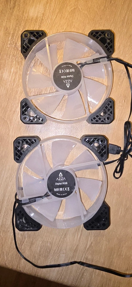 2 Stück 120mm Lüfter AZZA mit A-RGB (3Pin) und 3PIN -Strom