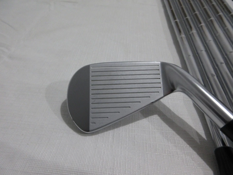 Left-Handed Srixon ZXi7 Iron Set - 4-PW- DG Ti X100 Extra Stiff Steel +0.5" Long - Image 4 of 4