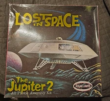 LOST IN SPACE The Jupiter 2 Polar Lights Model Kit #5033 Brand New - Open Box