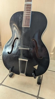 Vintage VOSS Archtop Guitar 1950s Germany – Extremely Rare – Original Tailpiece - Photo 1/4