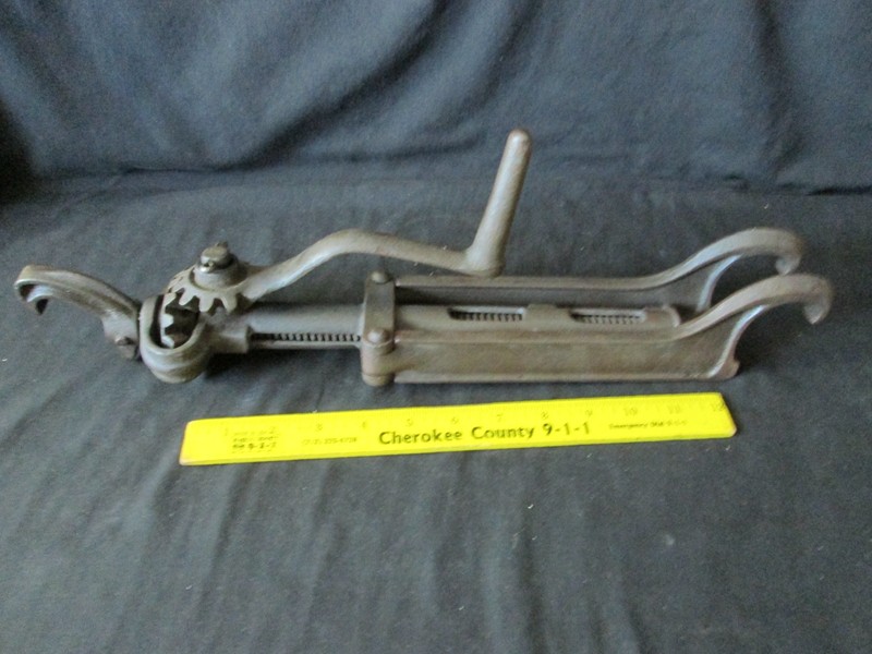 Antique Wheel Rim Tire Changer Spreader Tool Model T, A Split Rim Tool ~ Works