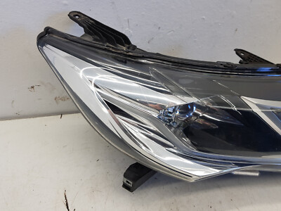2020 MITSUBISHI SHOGUN SPORT MK3 FRONT RIGHT DRIVER SIDE HEADLIGHT